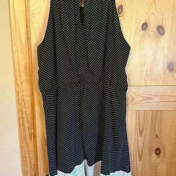 Women’s Black and White‎ Polkadot Dress Size 1 - Picture 6 of 11